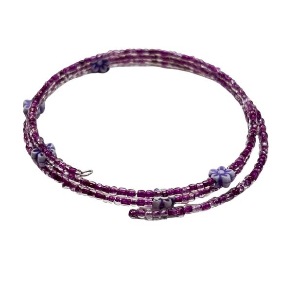 Delicate Beaded Wire Bracelet Adjustable Purple Flowers - Picture 3 of 5